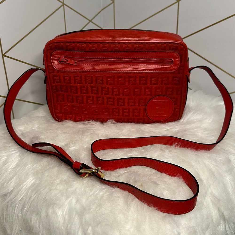 💯Authentic Fendi Crossbody Bag🍀